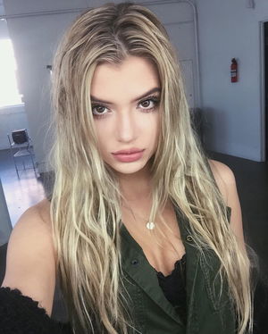 alissaviolet