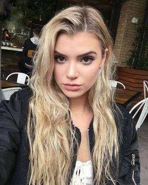 alissaviolet